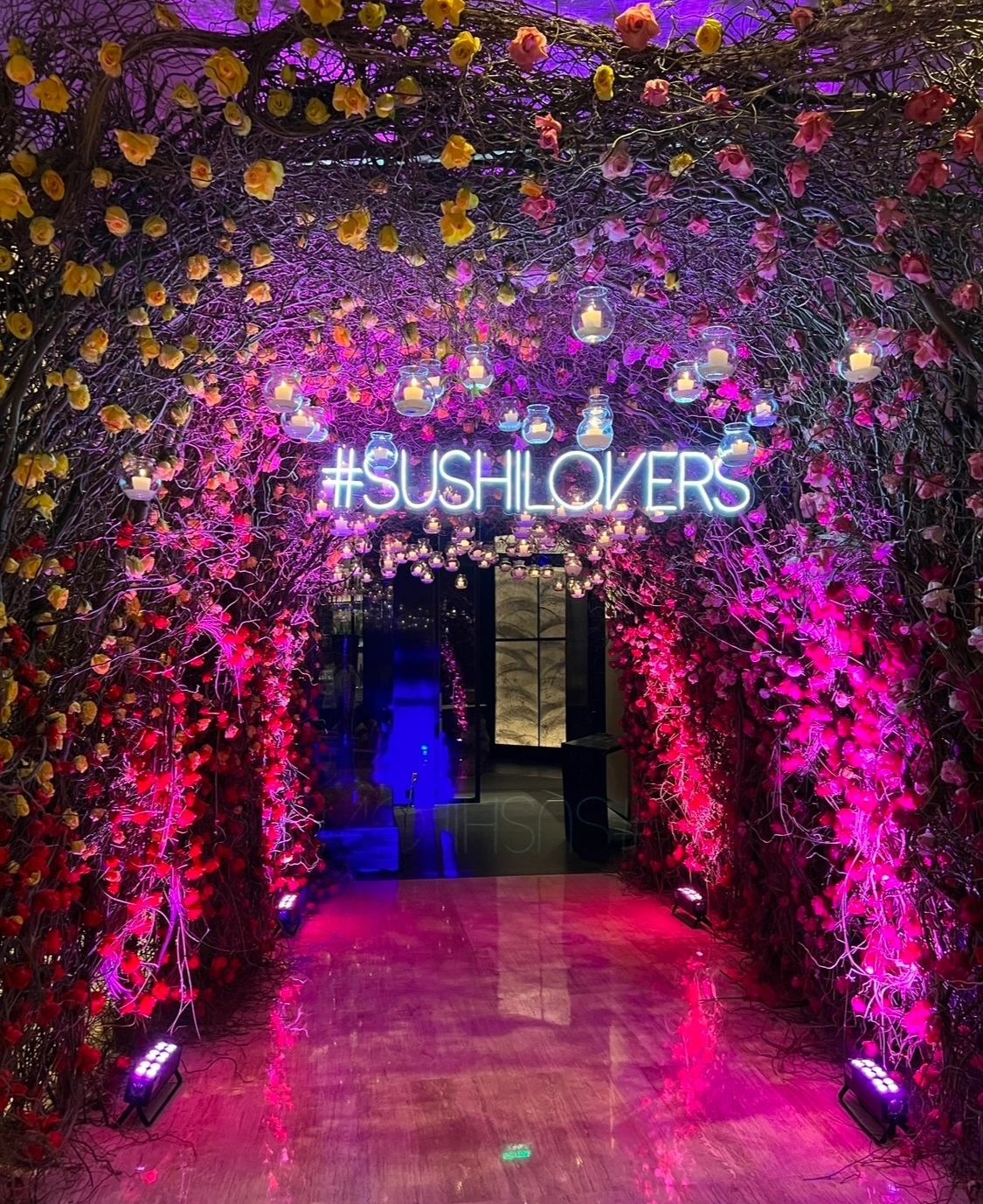 Instalación floral inmersiva